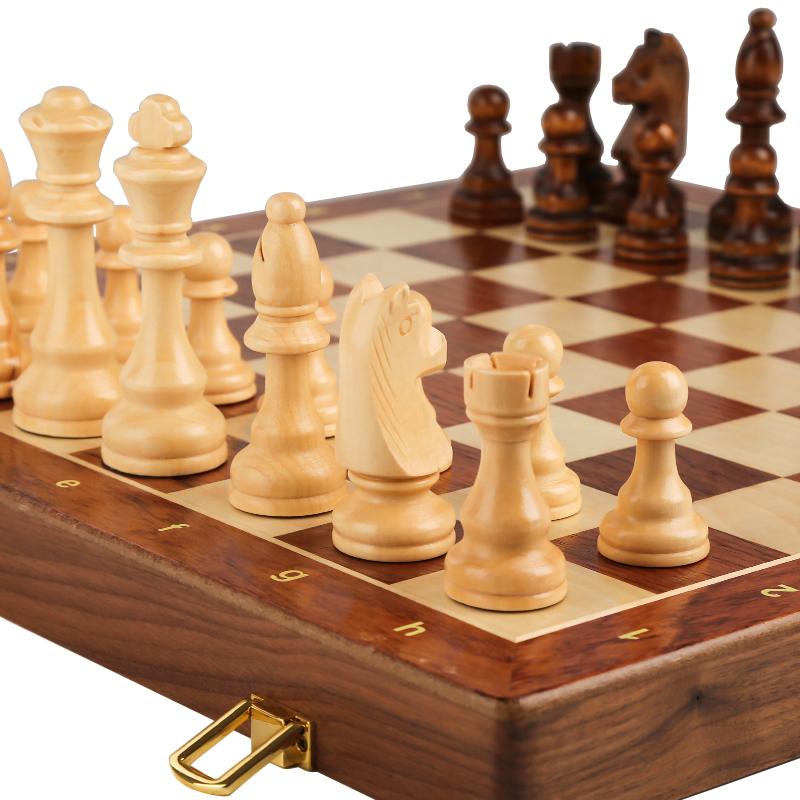 Set di scacchi Pieghevole in l - Board Game Yearbook review and price