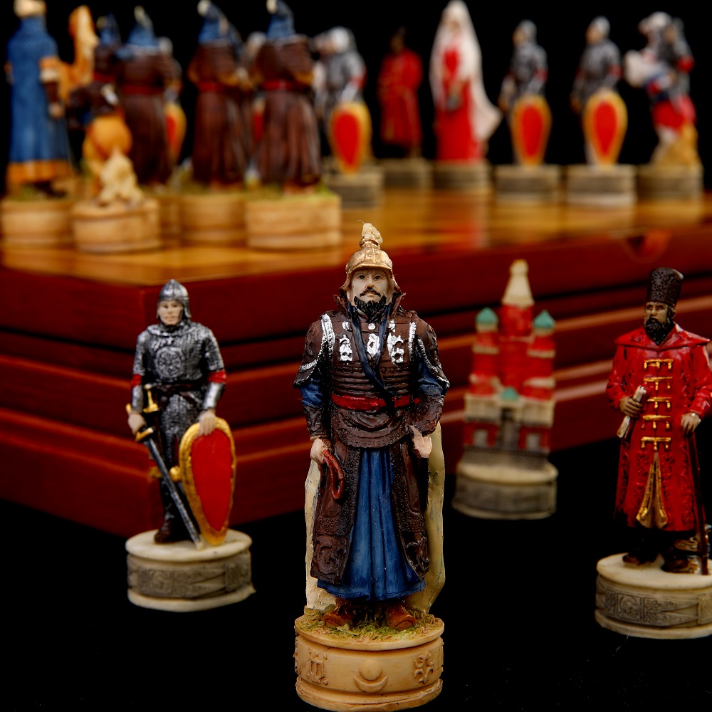 Set di scacchi a tema guerra G - Board Game Yearbook review and price
